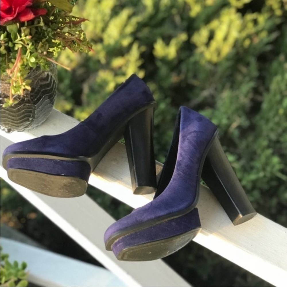 Kelsi Dagger Blue/Purple Suede Platform Block
Heel Pump Size 7.5 - Picture 3 of 7